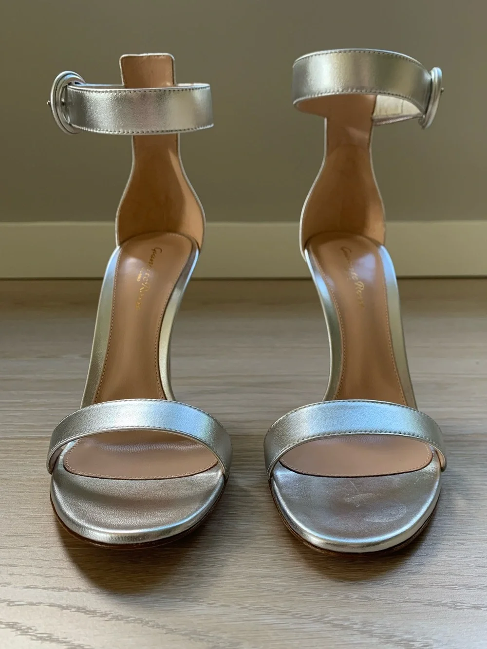 Gianvito Rossi Portofino Silver 105 Leather Sandals NWT Size 39.5 IT